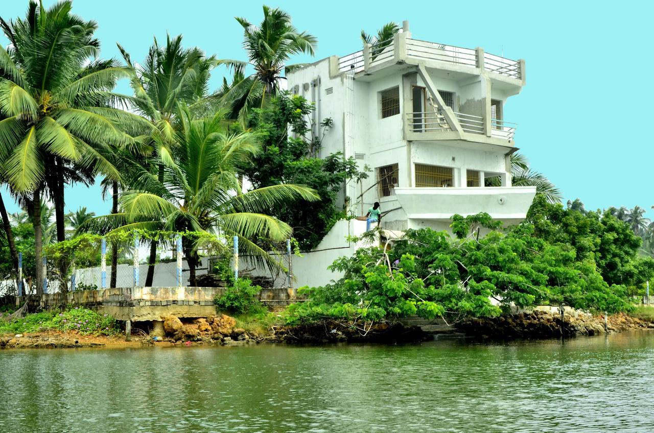 Victoria'S River View Resort Pondicherry Exterior photo
